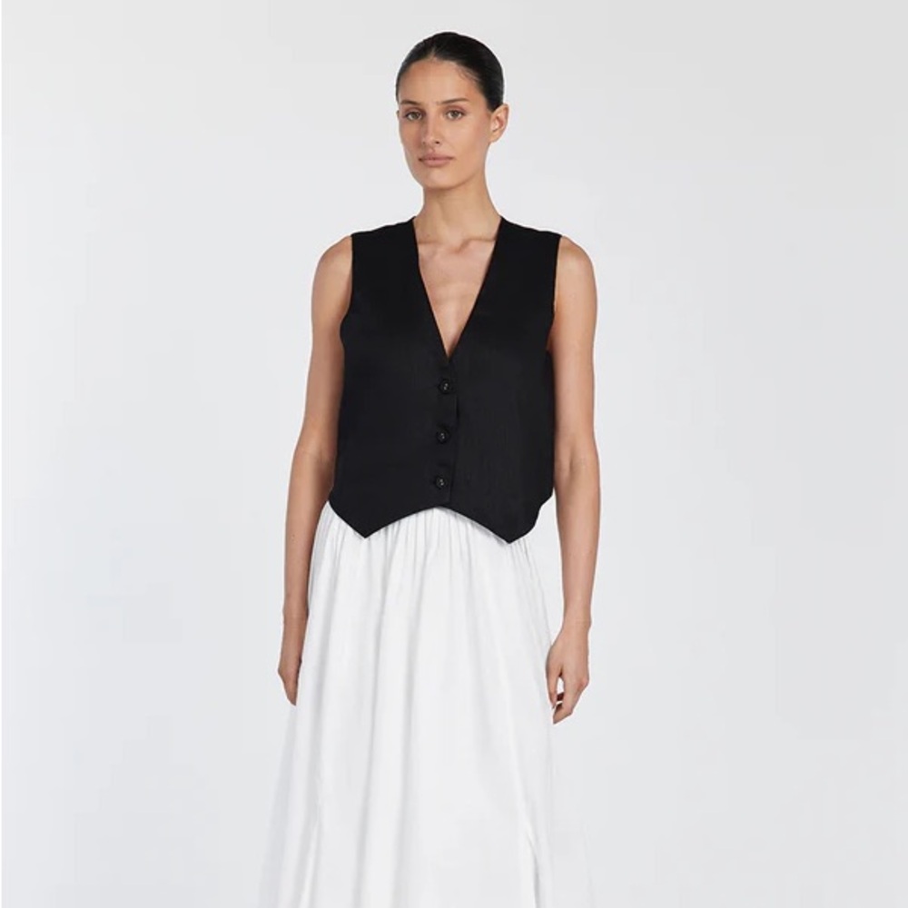 DISSH BANKS BLACK LINEN VEST